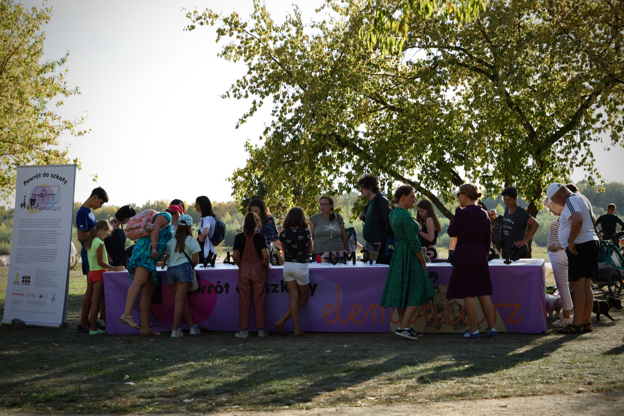 Plenerowe wydarzenie edukacyjne z rodzinami i dziećmi